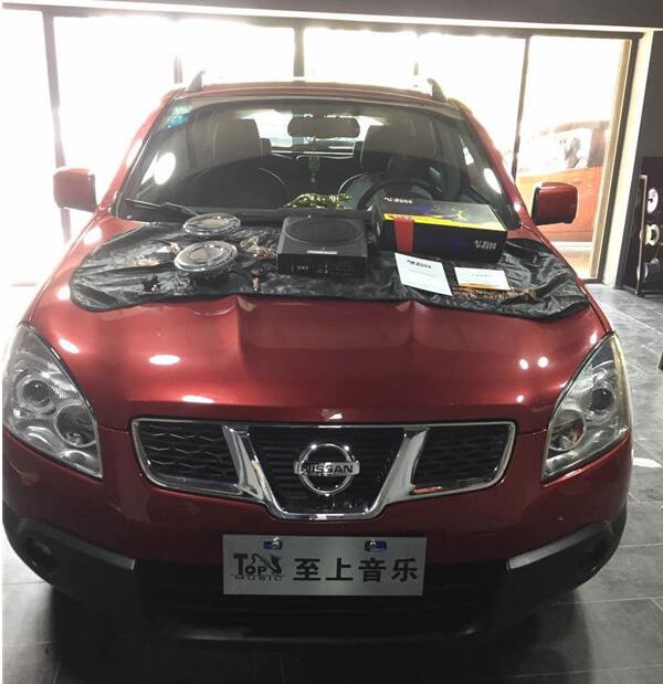 沒有好的汽車音響的確不行 日產(chǎn)逍客音響加裝歌劇世家汽車低音炮