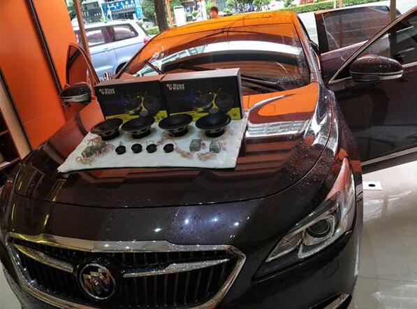 別克君越汽車(chē)影音改裝英國(guó)正弦波兩分頻帶來(lái)怎樣的改變？