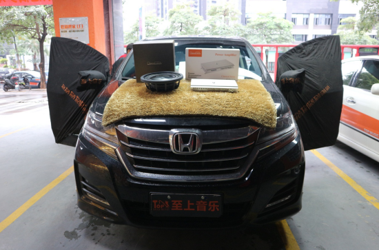 汽車(chē)音響改裝|鐘愛(ài)于歌劇世家！本田艾力紳音響二次升級(jí)，為愛(ài)車(chē)注入功放與低音