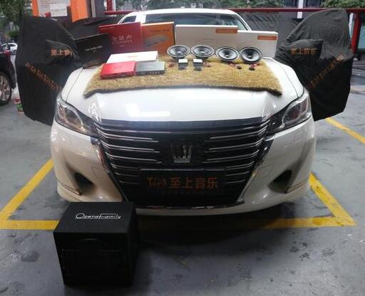 深受車友追捧！清遠(yuǎn)豐田皇冠汽車音響改裝升...