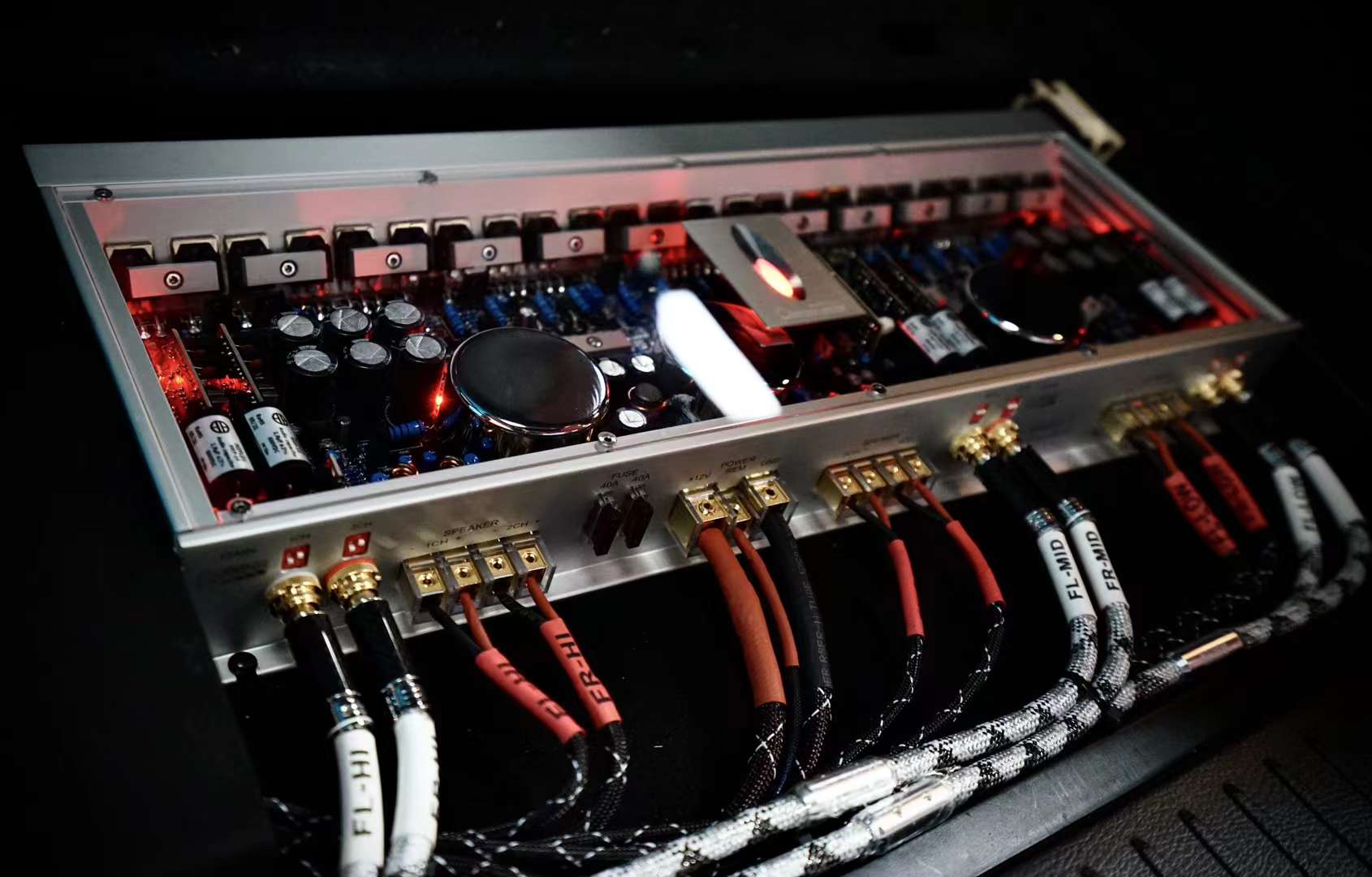 豐田漢蘭達(dá)音響二次升級(jí) 歌劇世家CL 7...