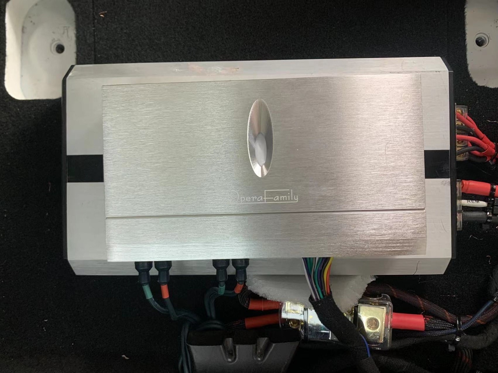 哈弗H6音響改裝歌劇世家 性價比改裝聽感飽滿細膩！