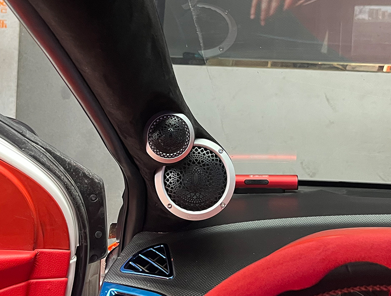 改出個性，改出效果！現(xiàn)代瑞納玩起音響來不...