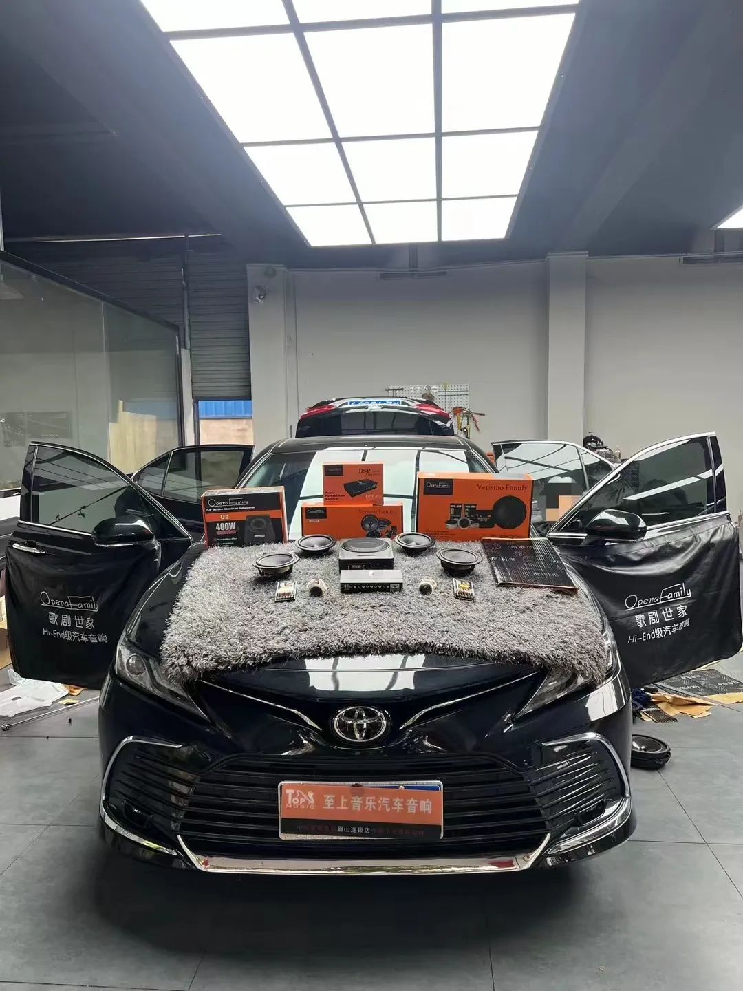 豐田凱美瑞音響升級，享受音樂之旅