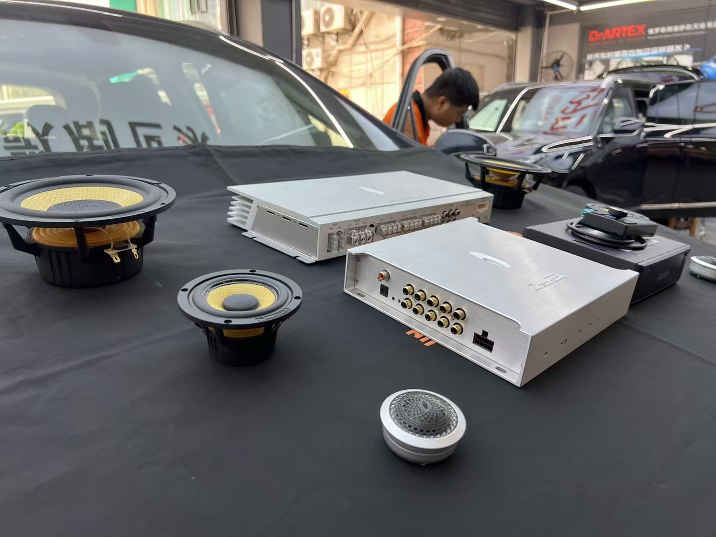 別克昂科威音響升級，讓音樂點亮您的世界